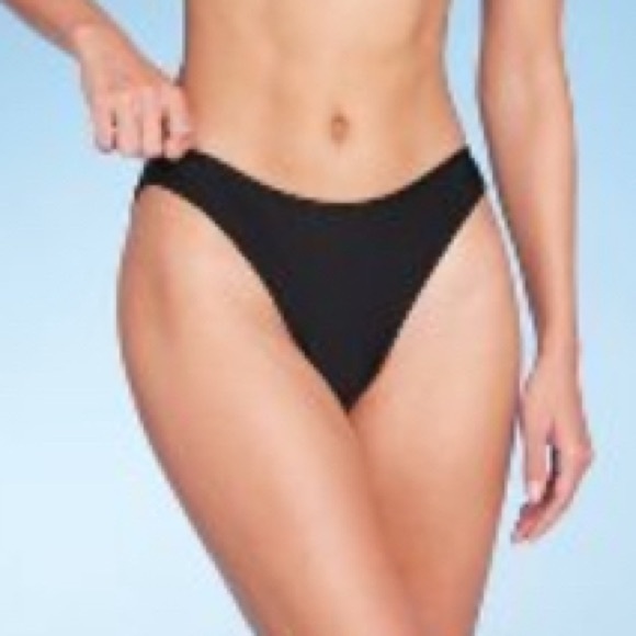 *NWT* Wild Fable Black Low-Rise High Leg Cheeky Bikini Bottom, Size Medium - Picture 1 of 6